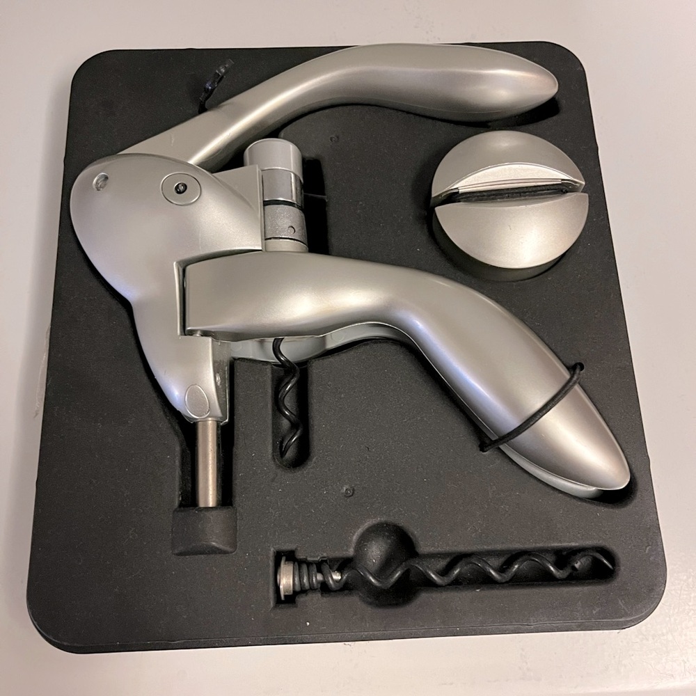 Houdini Lever Corkscrew with Foil Cutter and Extra Spiral (Silver)